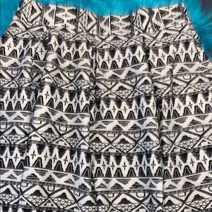 Women’s Pleated High-Waist skirt